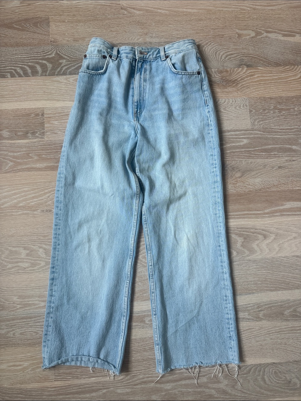 Zara Light Blue Straight-Leg Women’s Jeans